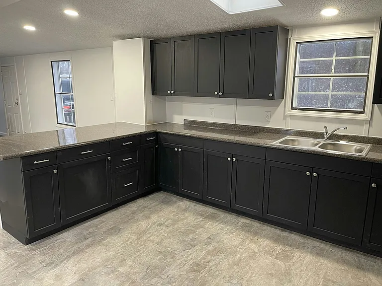 2823 Bailey Ave — Photo 1