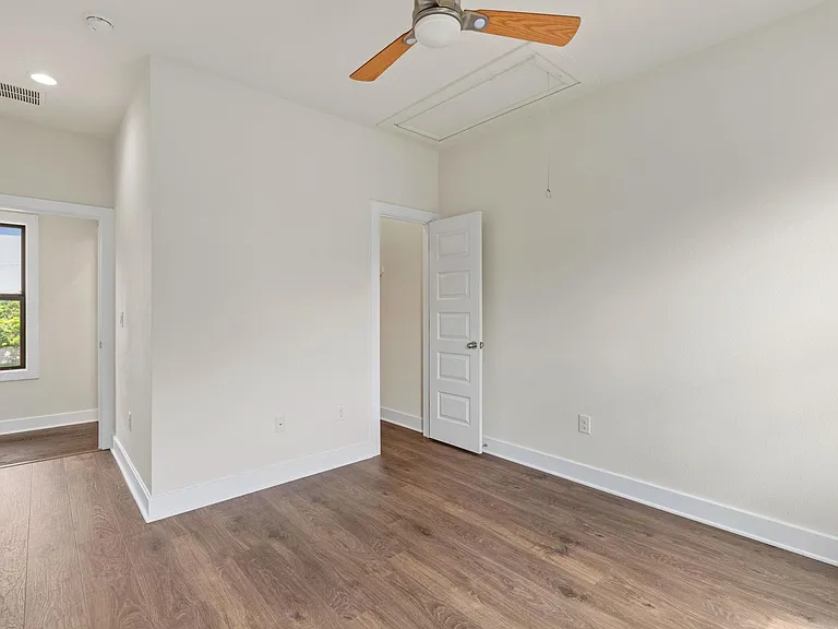 720 Pedernales St #B — Photo 20