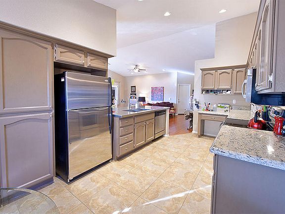 4th image of 3803 N 151st Ave