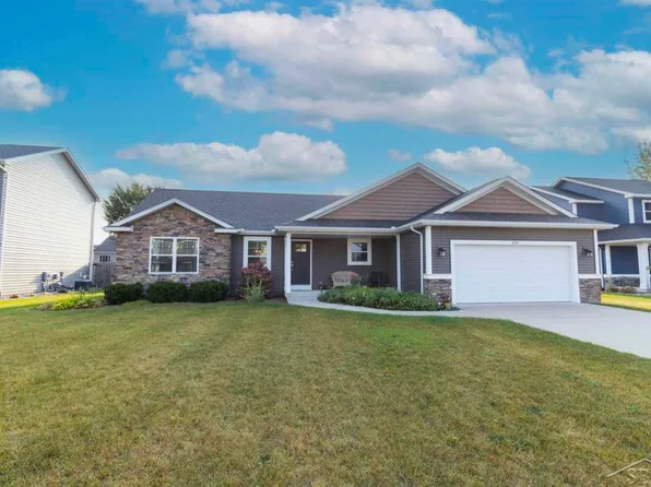 8554 Cottonwood Dr, Freeland, MI 48623