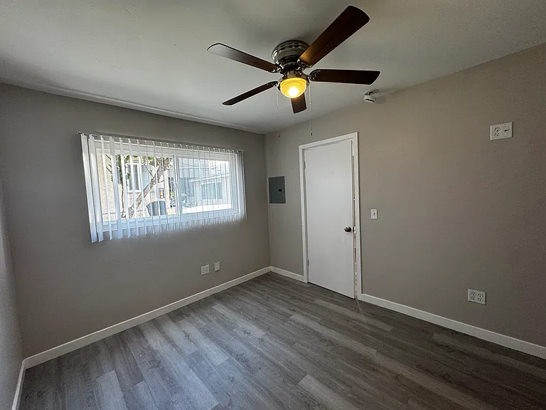 3020 Macaulay St #11 — Photo 10