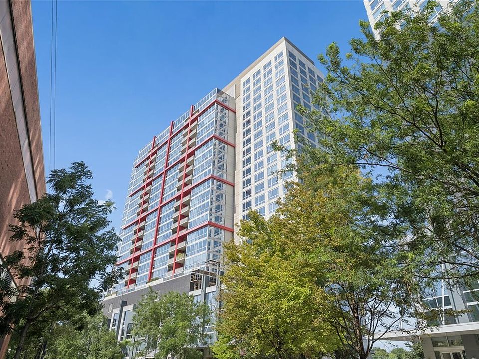 1st image of 1841 S Calumet Ave APT 609