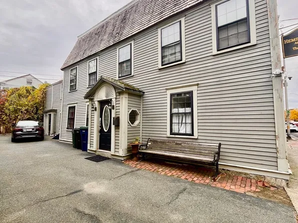 47 Federal St, Salem, MA 01970