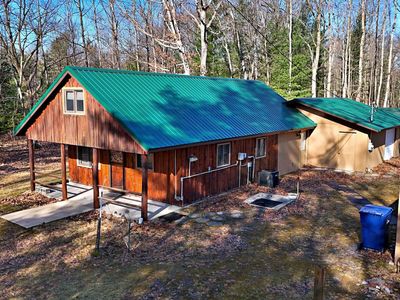 8991 W Oak Ln, Lake City, MI, 49651