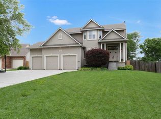 223 N Pinecrest Ct, Andover, KS 67002