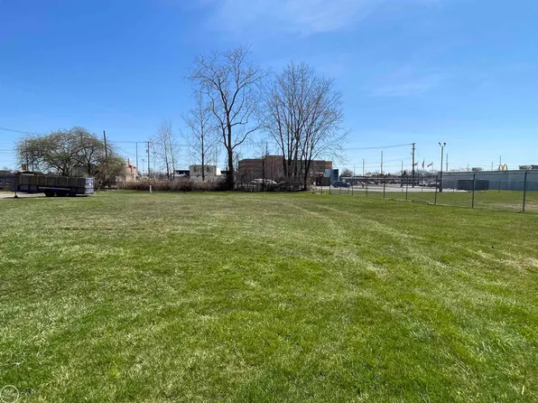 Vl 25th St, Pt Huron, MI 48060