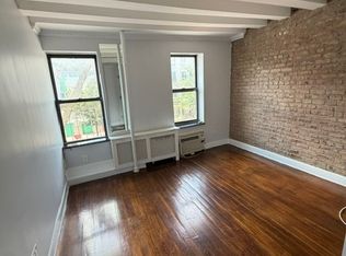 208 1st Ave APT 4, New York, NY 10009