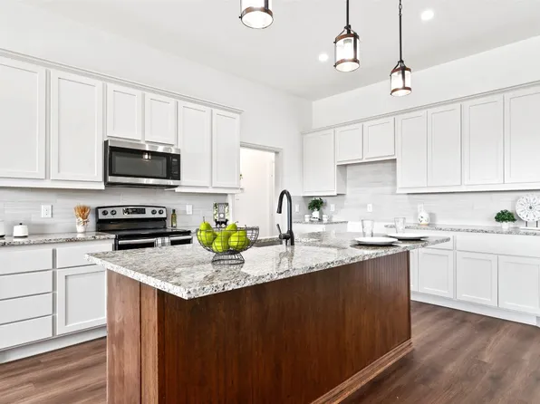 103 Panther Loop, Mabank, TX 75147