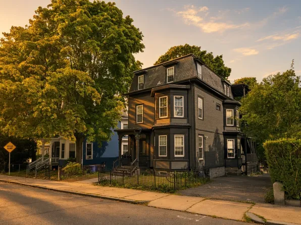 50 Perrin St, Roxbury, MA 02119