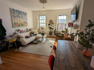 42 Grove St APT 4A, Boston, MA 02114