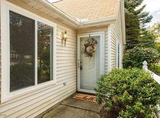 770 Hunters Trl, Akron, OH 44313