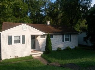 119 Atlanta Rd, Oak Ridge, TN 37830