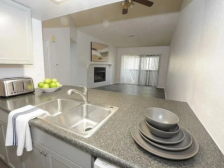 16153 E Alaska Pl #14 — Photo 6