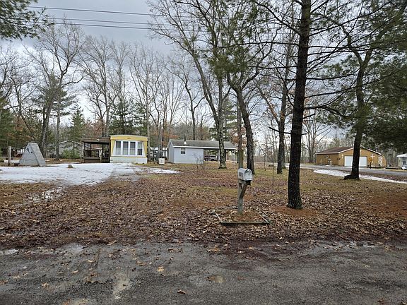 3rd image of 3879 Winn Rd