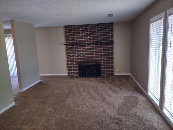 332 Southampton Dr #4