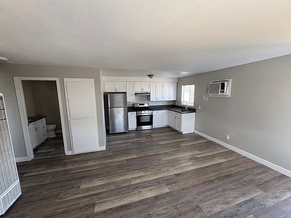 3rd image of 566 S Benjamin Ave #3