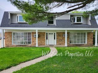 706 S Center St #2, Tuscola, IL 61953