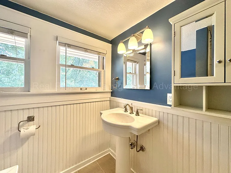 217 Gardenia Ave — Photo 22