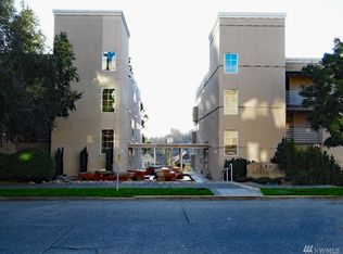 4527 45th Ave SW APT 201N, Seattle, WA 98116