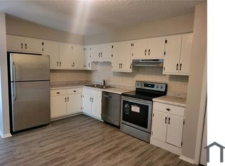 216 Madison St Unit 3B, Joliet, IL 60435