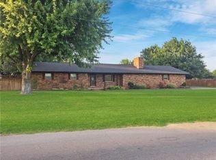 305 NW Boundry Rd, Erick, OK 73645