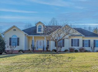 1611 Nathanial St, Newton, NC 28658