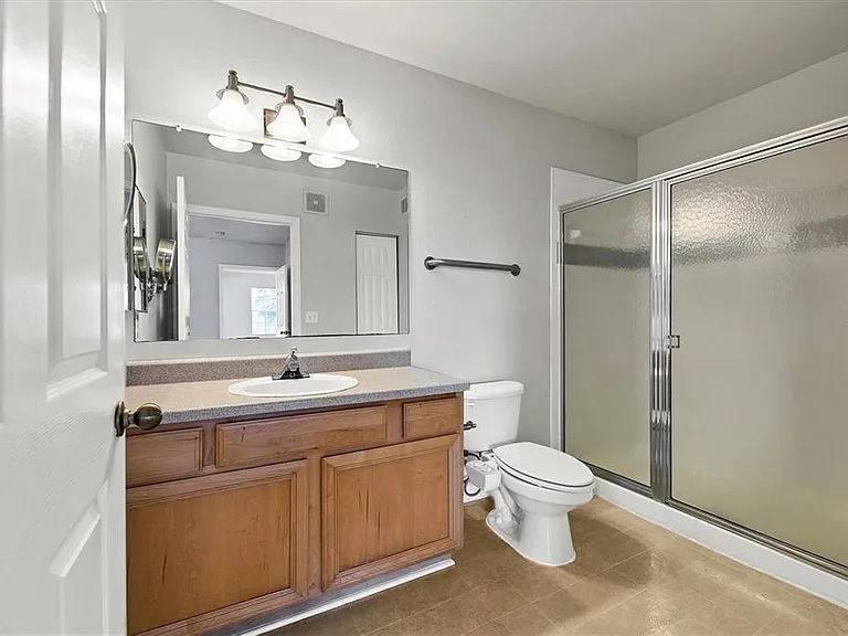 1010 Villagio Cir #204 — Photo 21