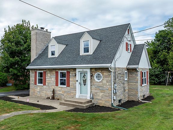 2nd image of 313 Martzville Rd
