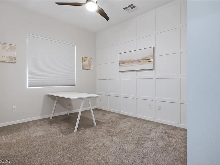 8 Vista Outlook St — Photo 25