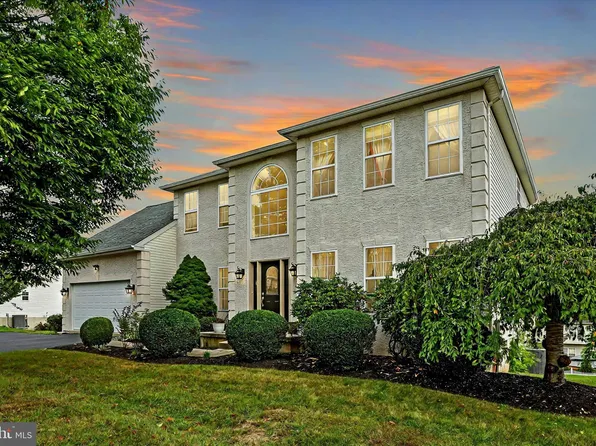 54 Greenwood Ave, Collegeville, PA 19426