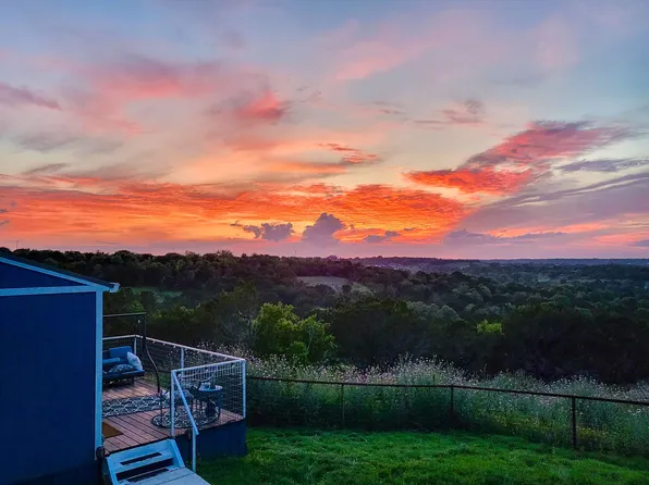 4305 Skyline Dr, Bluff Dale, TX 76433