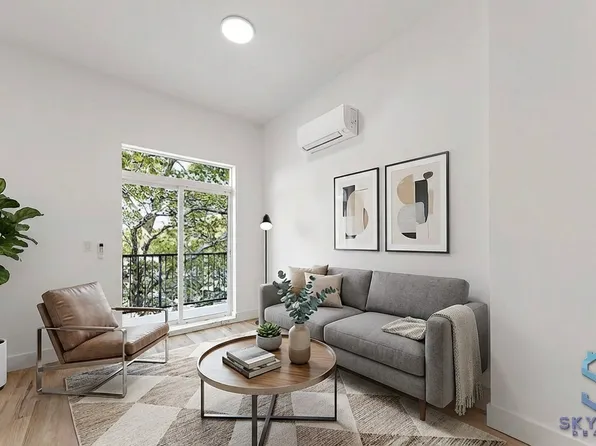 897 New York Avenue image 1 of 9