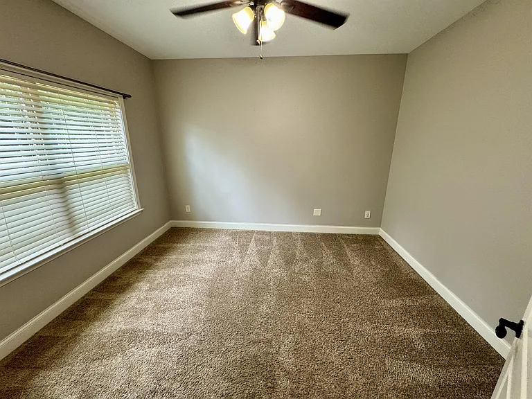 139 Fishers Mill Dr — Photo 26