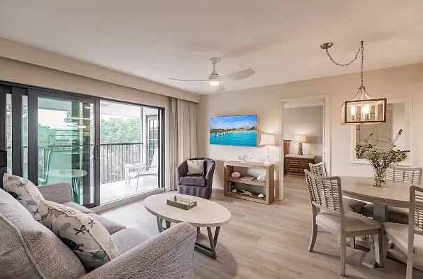 2 bed, 864 sqft, $9,570 — Photo 1