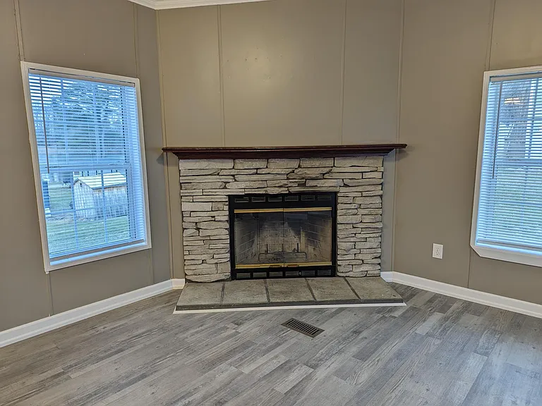 Propane fireplace