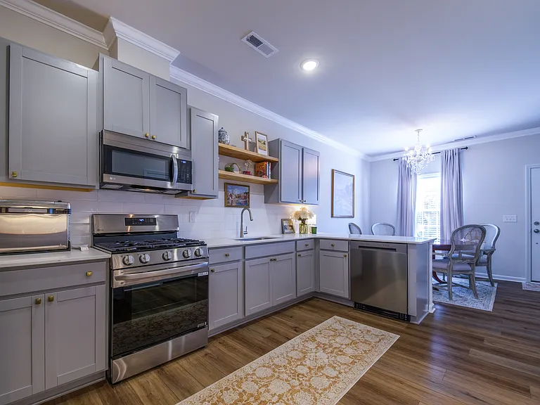 3160 N Hills Dr — Photo 12