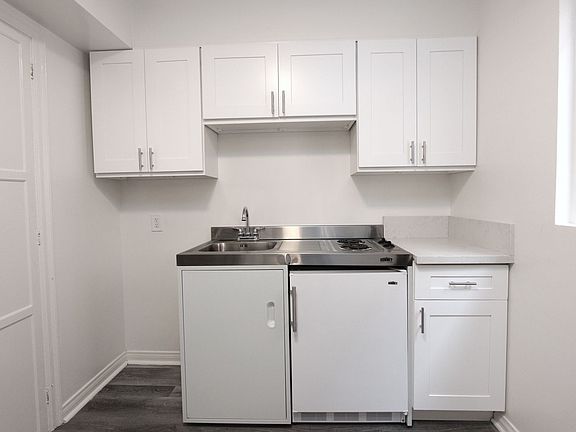 5th image of 1769 N Orange Dr APT 30