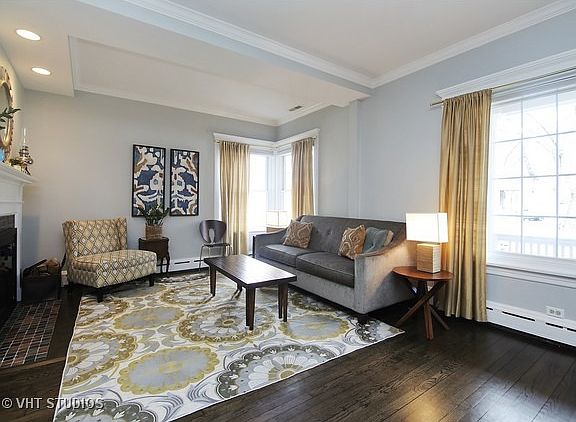 2nd image of 1015 Oakwood Ave