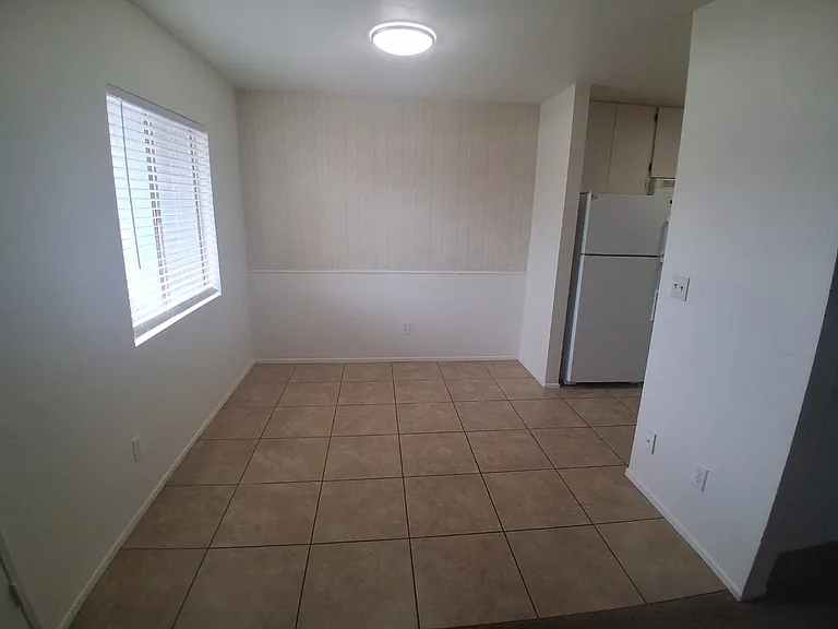 836 S Langley Ave #102 — Photo 5