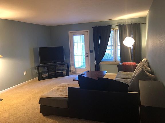 3rd image of 1525 Weatherstone Dr #225
