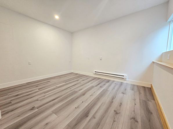 (undisclosed Address)