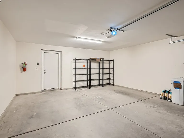 25 Red Oak Canyon St #1 — Photo 22