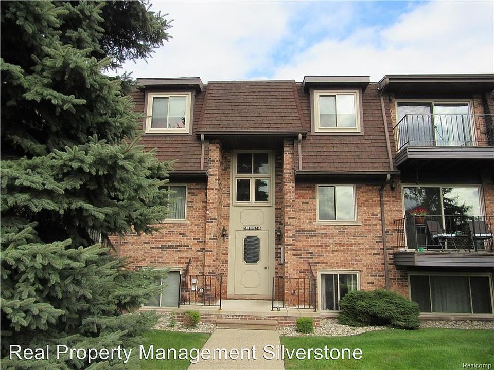 1st image of 533 Riviera Dr