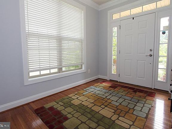 Spacious foyer