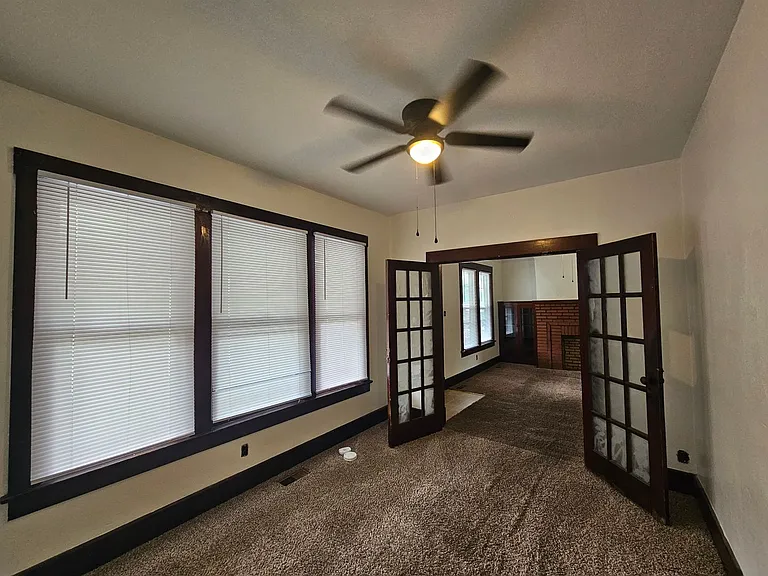 389 Gilmore St — Photo 3