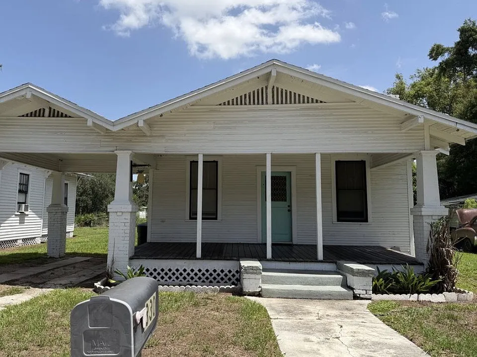 330 W Stanley St