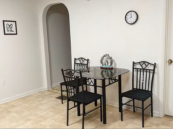 Dinning area (1)