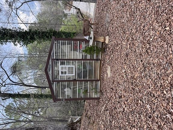 3rd image of 79 35th St