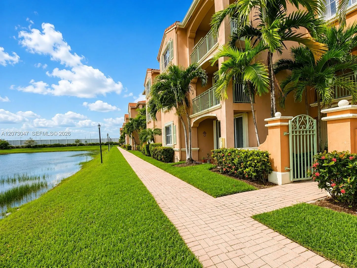 The Courts At Doral Isles — Photo 4