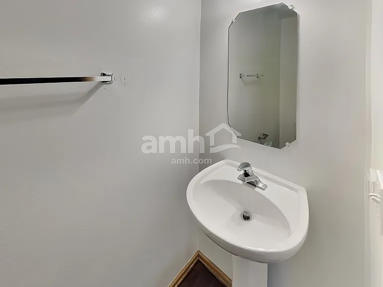 2505 Paradise Cir — Photo 9